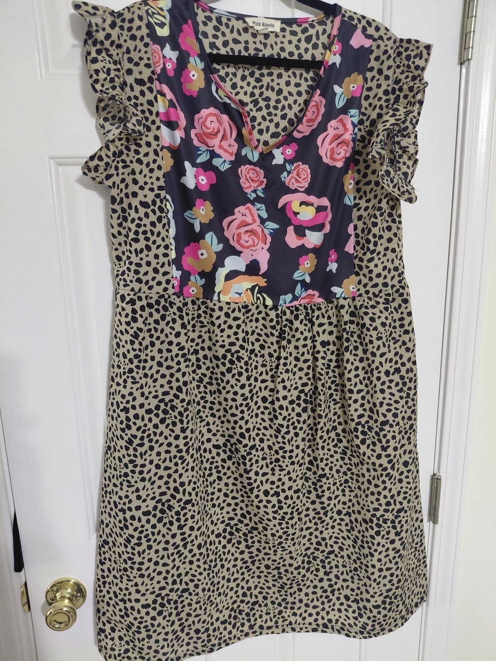Pink Ripple Floral & Leopard Mix Ruffle Sleeve Dress - Black/Pink